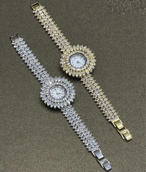 Classic Round Luxe Crystal Watch